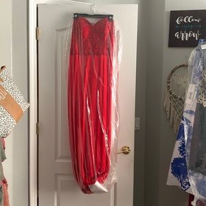 Only worn once Alyce Paris prom dress! No stains, rips, in perfect condition!